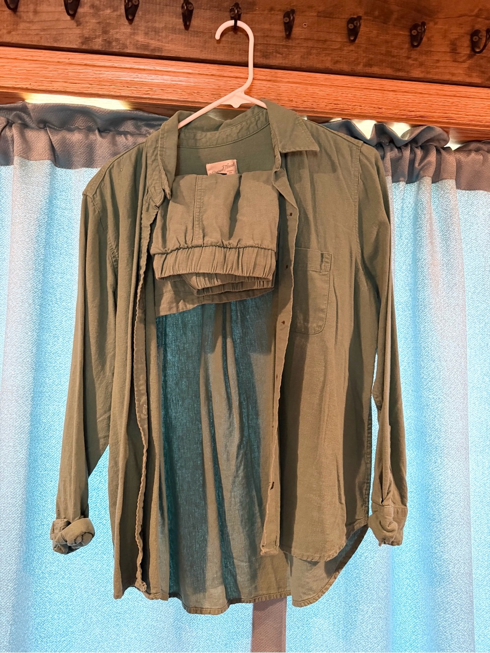 Lightweight Green Button-Up Shirt